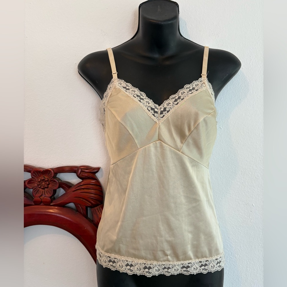 Vintage Leggs Elegant Cream Lace Trim Slip Camisole Top